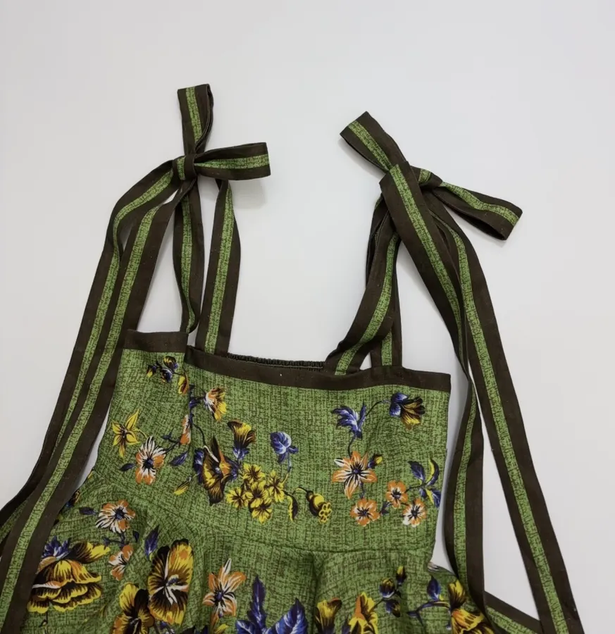 Green Printed Slip Linen Dress Backless Ballet Short Skirt in Green, product view 04