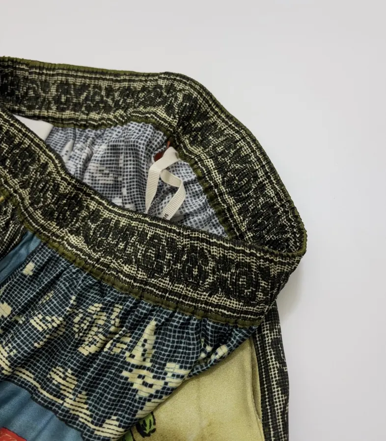 Silk Colorblock Retro Print Cropped Pants in Multicolor, product view 09