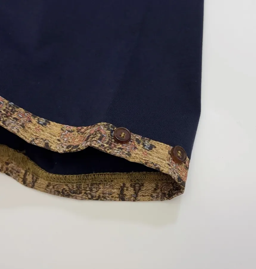 Navy Contrast-Cuff Crew-Neck Long-Sleeve Top in Navy, product view 07