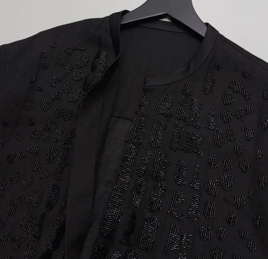 Black Hand-beaded Collarless Loose Long-sleeve Shirt in Black, product view 04