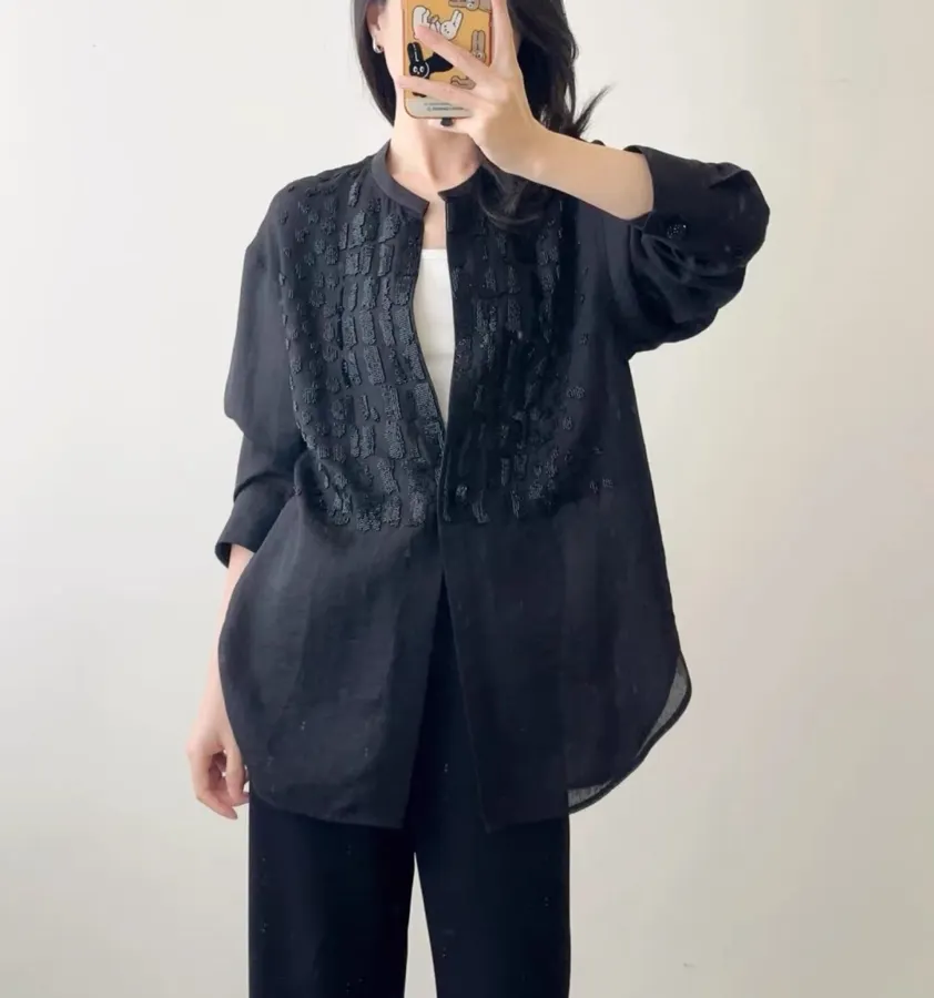 Black Hand-beaded Collarless Loose Long-sleeve Shirt in Black, product view 19