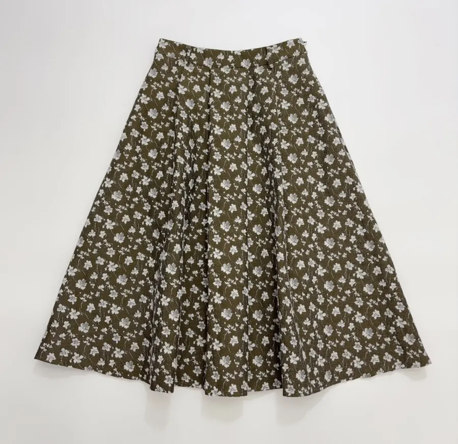 Green Floral Tweed Pleated A-Line Midi Skirt in Green, product view 02