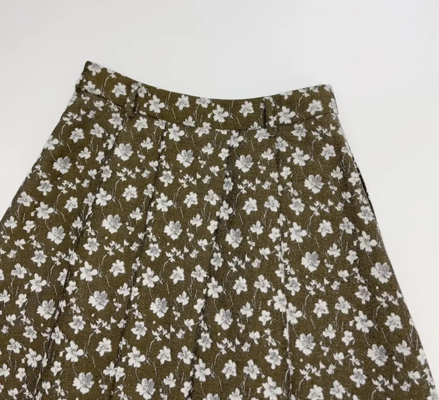 Green Floral Tweed Pleated A-Line Midi Skirt in Green, product view 15