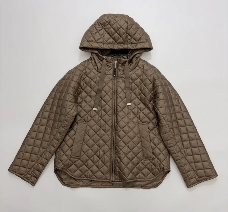 Classic Quilted Hooded Camel Down Coat Cotton-padded Jacket in Taupe, product view 01