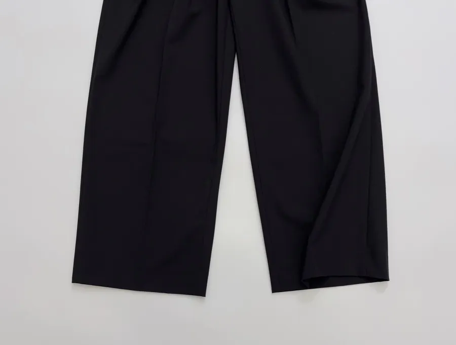 Black High-Waist Pleated Tailored Trousers in Black, product view 08
