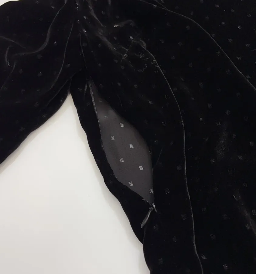 Retro Black Mulberry Silk Polka-dot Velvet Shirt in Black, product view 08