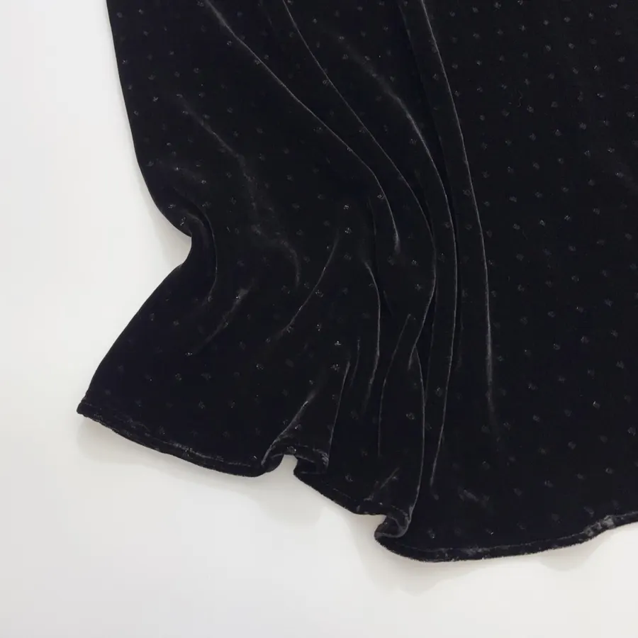 Retro Niche Black Mulberry Silk Polka-dot Velvet Elegant High-waisted Skirt in Black, product view 08