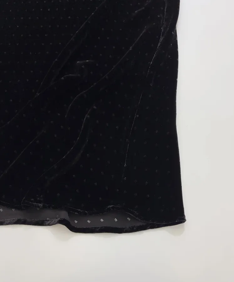 Retro Niche Black Mulberry Silk Polka-dot Velvet Elegant High-waisted Skirt in Black, product view 11