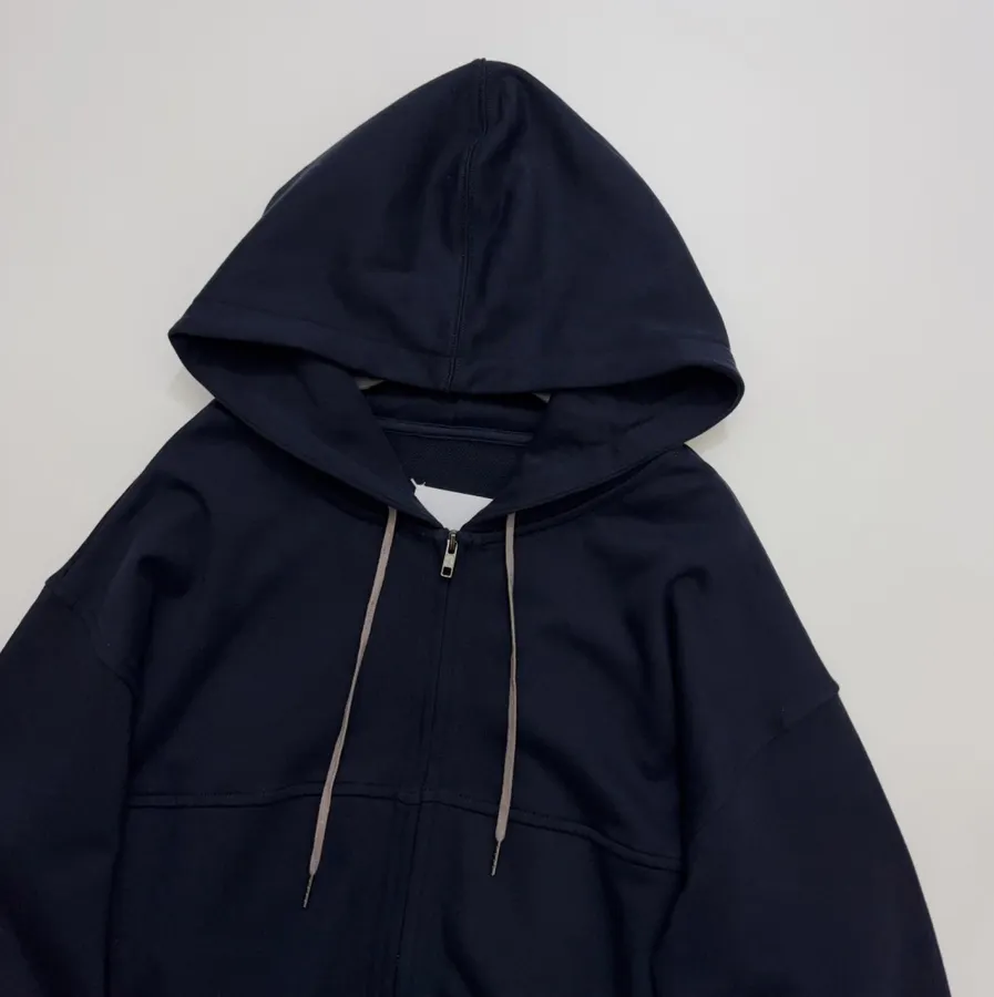 Logo Graphic Crew-Neck Sweatshirt in Navy, product view 02