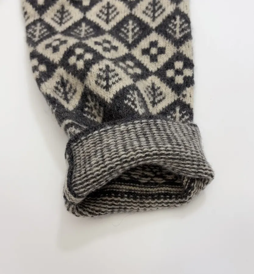 Tree Jacquard Crew-Neck Wool Cardigan in Black and White, product view 07