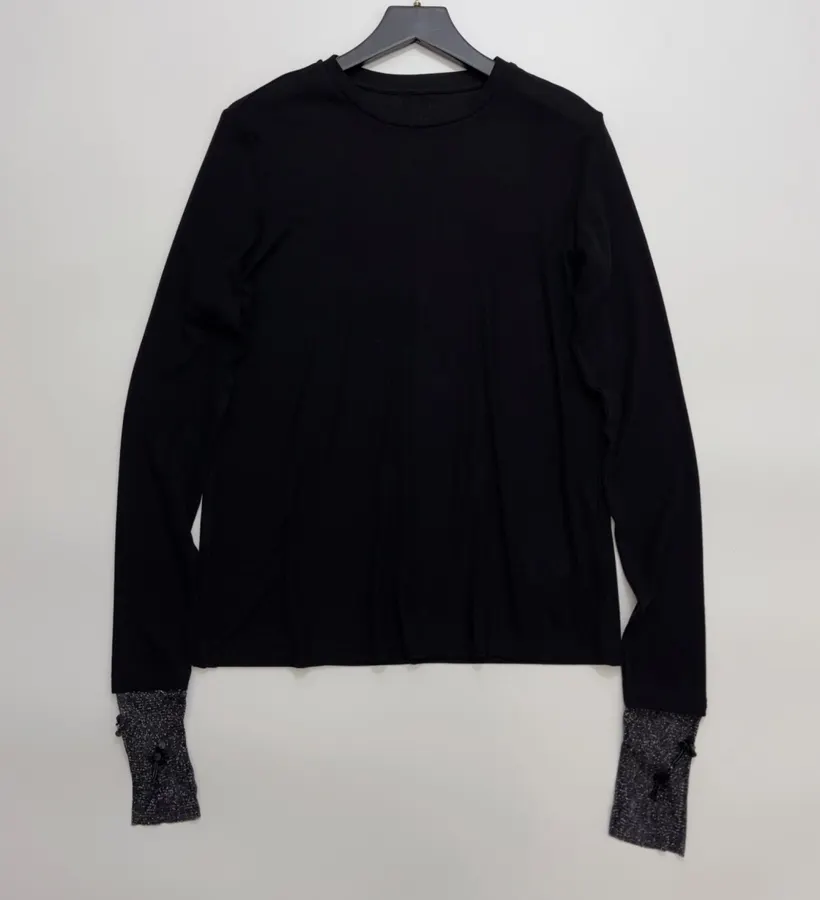 Sleeve-cuffed Beaded Patchwork Crew-neck Long-sleeve T-shirt Top in Black, product view 01
