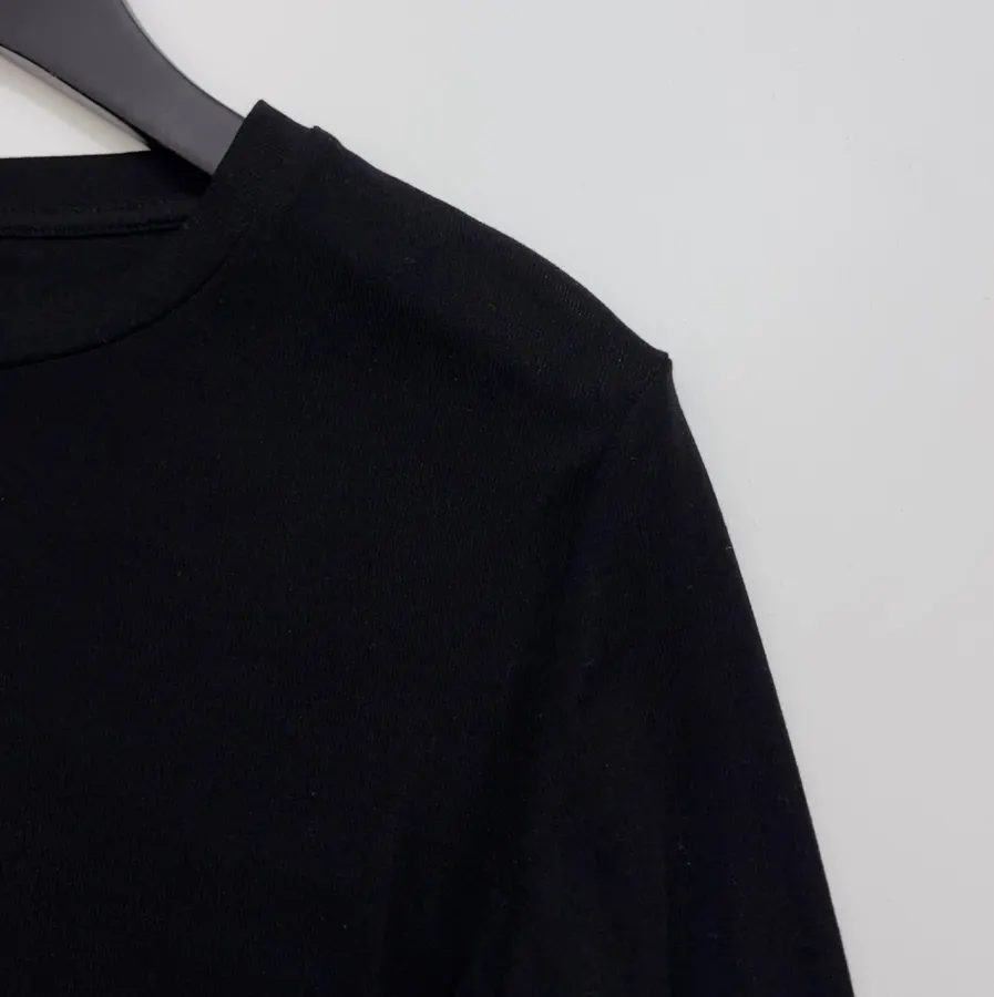 Sleeve-cuffed Beaded Patchwork Crew-neck Long-sleeve T-shirt Top in Black, product view 03
