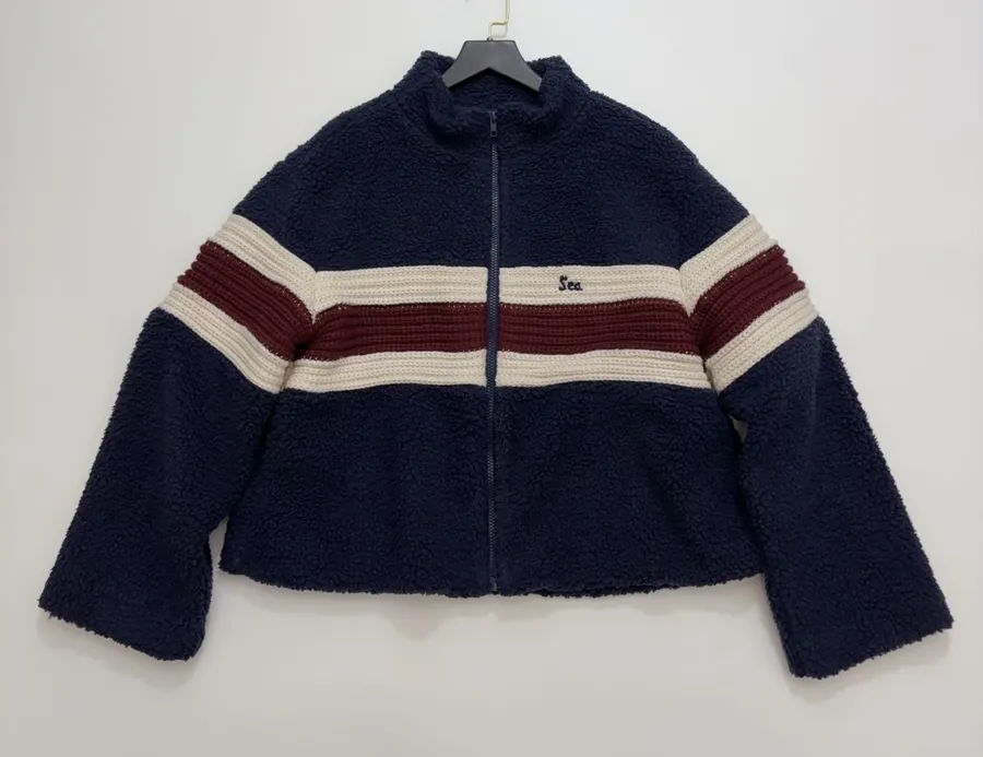 Casual Chain-Embellished Crocheted Velvet Sports Jacket in Navy, product view 04