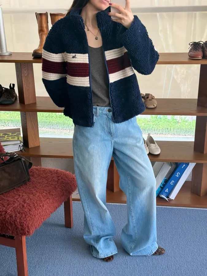 Casual Chain-Embellished Crocheted Velvet Sports Jacket in Navy, product view 24