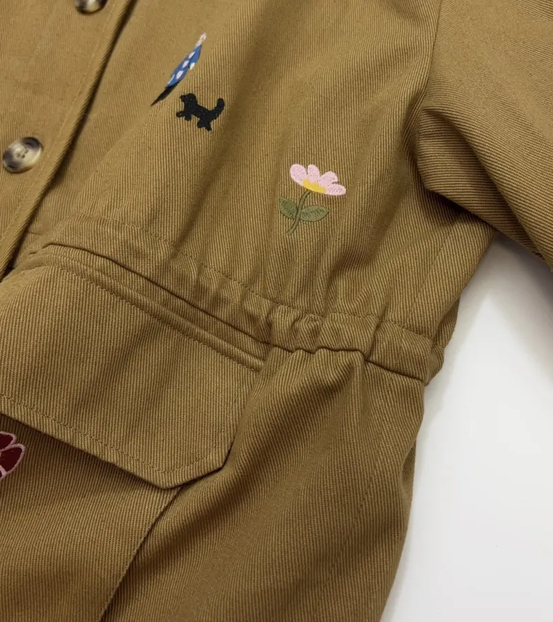 Loose-Fitting Turn-Down Collar Workwear Embroidered Pattern Childlike Retro Work Jacket in Camel, product view 12