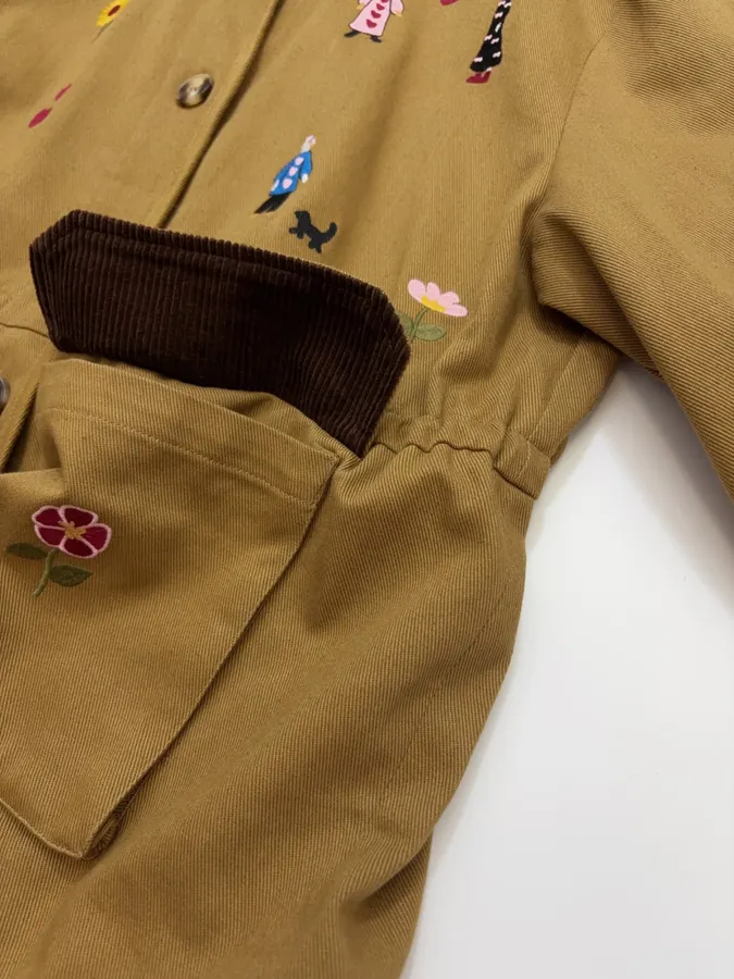 Loose-Fitting Turn-Down Collar Workwear Embroidered Pattern Childlike Retro Work Jacket in Camel, product view 13