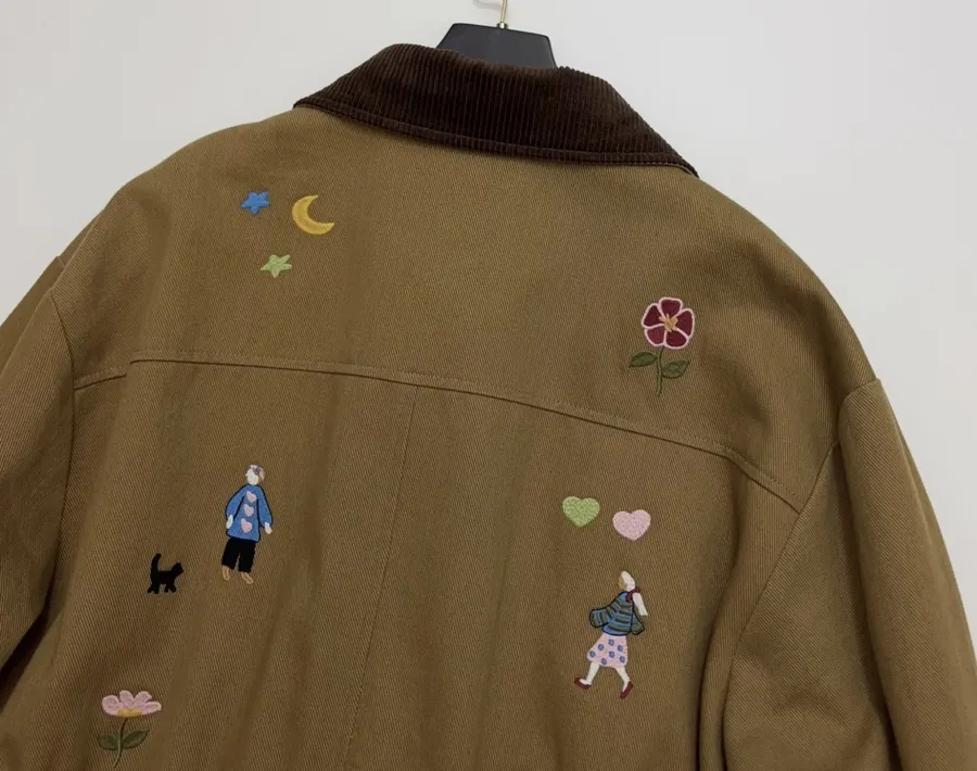 Loose-Fitting Turn-Down Collar Workwear Embroidered Pattern Childlike Retro Work Jacket in Camel, product view 22
