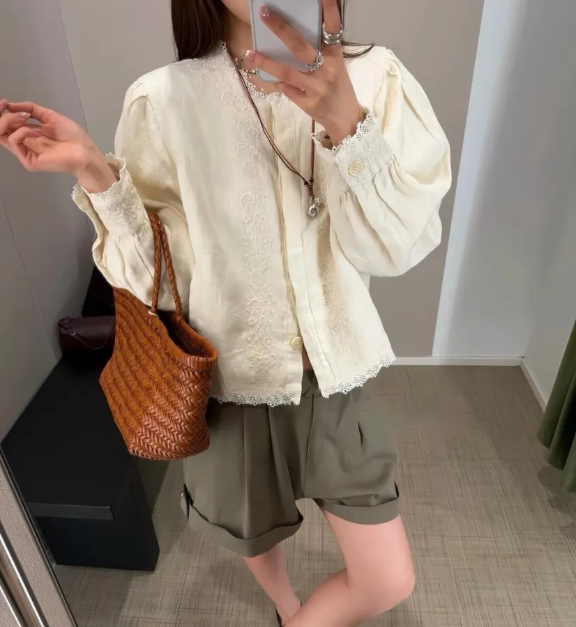 French Retro Embroidered Flower Vacation-Style Long-Sleeve Shirt in Off-White, product view 01