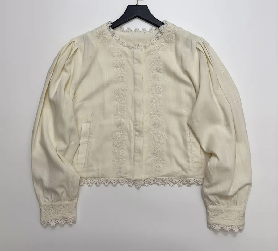 French Retro Embroidered Flower Vacation-Style Long-Sleeve Shirt in Off-White, product view 02