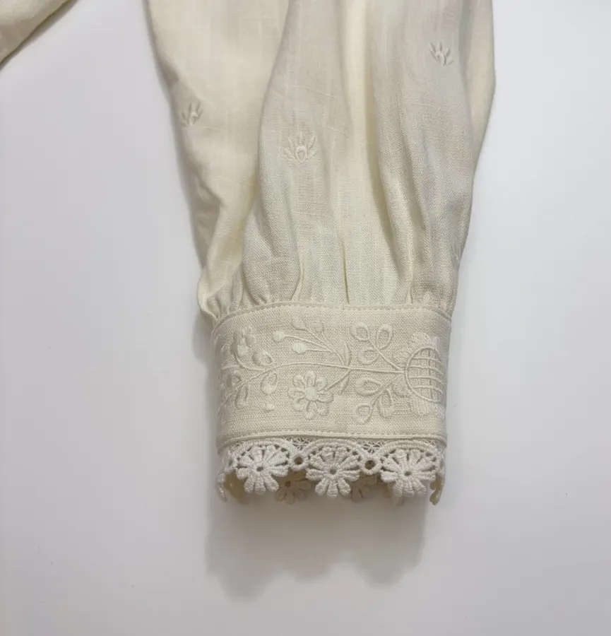 French Retro Embroidered Flower Vacation-Style Long-Sleeve Shirt in Off-White, product view 09