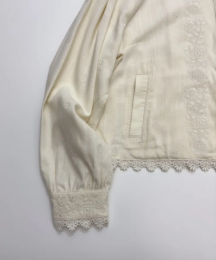 French Retro Embroidered Flower Vacation-Style Long-Sleeve Shirt in Off-White, product view 11
