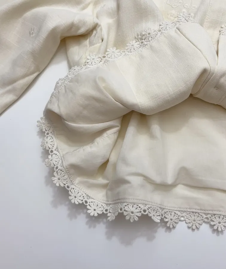 French Retro Embroidered Flower Vacation-Style Long-Sleeve Shirt in Off-White, product view 13