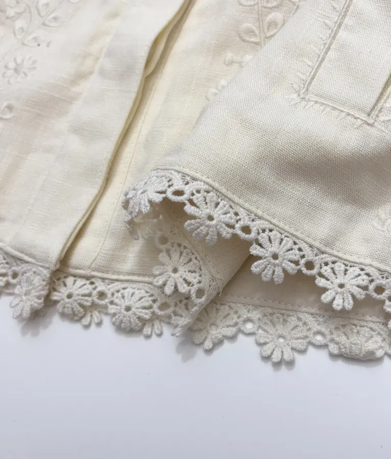 French Retro Embroidered Flower Vacation-Style Long-Sleeve Shirt in Off-White, product view 15