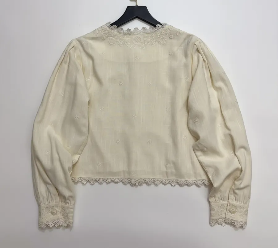 French Retro Embroidered Flower Vacation-Style Long-Sleeve Shirt in Off-White, product view 16