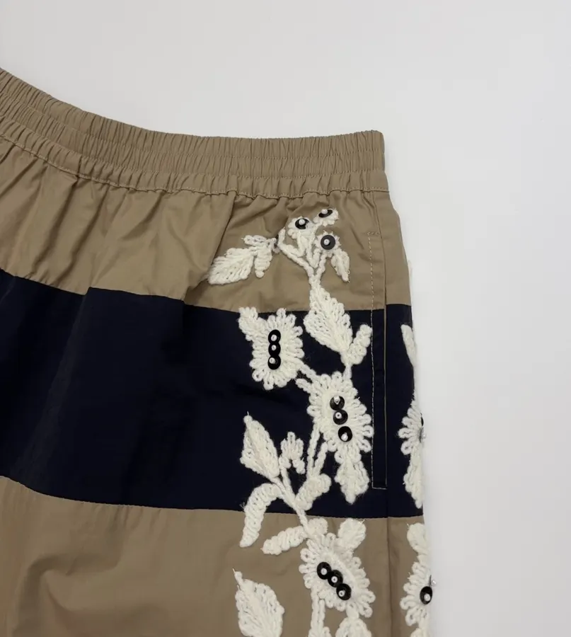 Floral Beaded Elastic-Waist Athletic Shorts in Khaki, product view 04