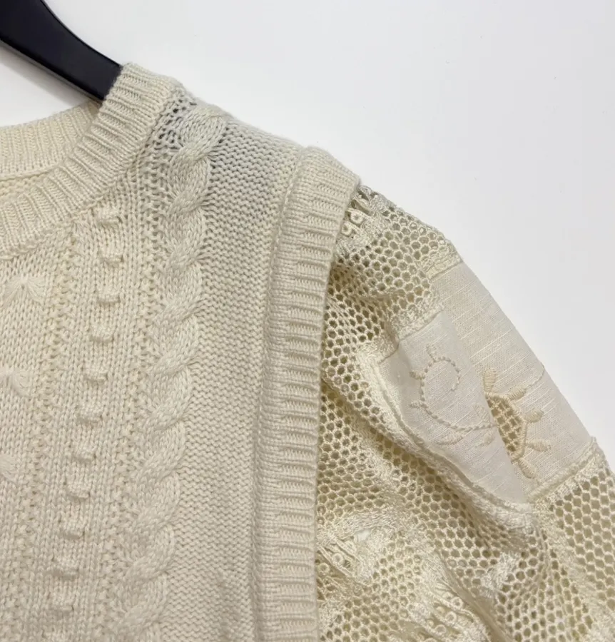 Embroidered Lace Patchwork Crew-Neck Knitted Short-Sleeve Top in White, product view 04