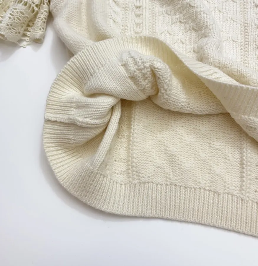 Embroidered Lace Patchwork Crew-Neck Knitted Short-Sleeve Top in White, product view 11
