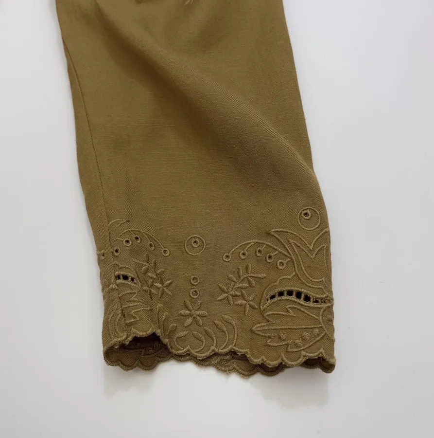 Niche Straight-Leg Embroidered Retro-Style Shirt in Brown, product view 05