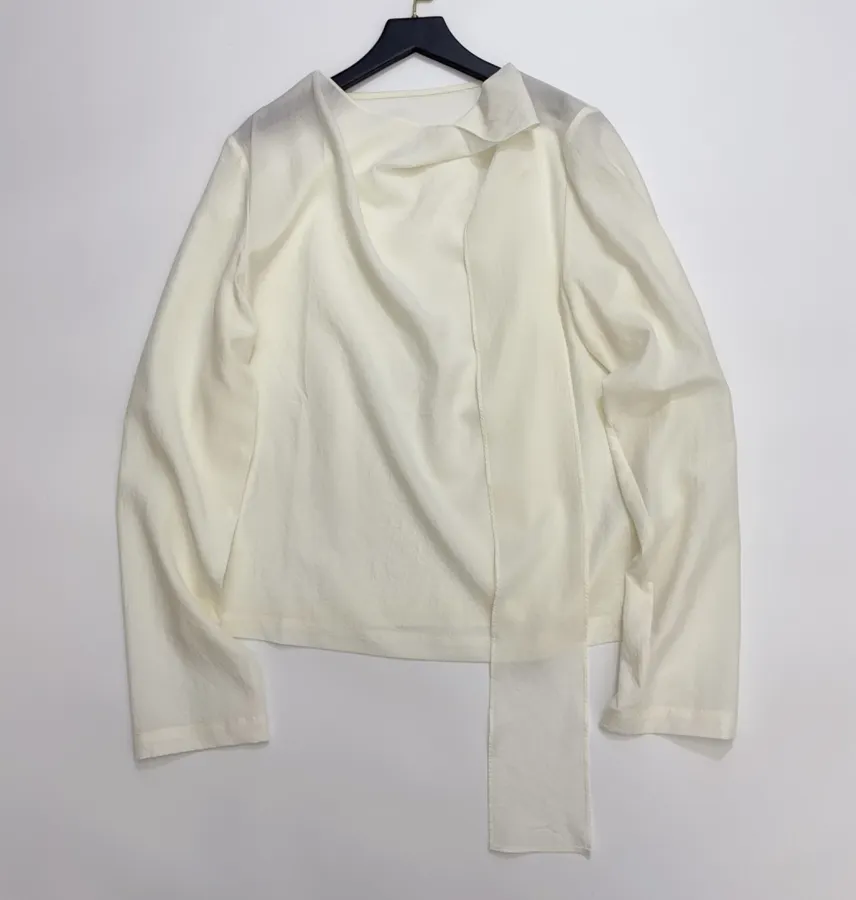 Shirt in Off-White, product view 01