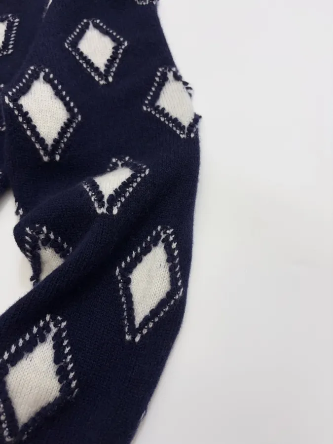 Plaid V-Neck Loose Knitted Sweater Jacket in Navy, product view 05