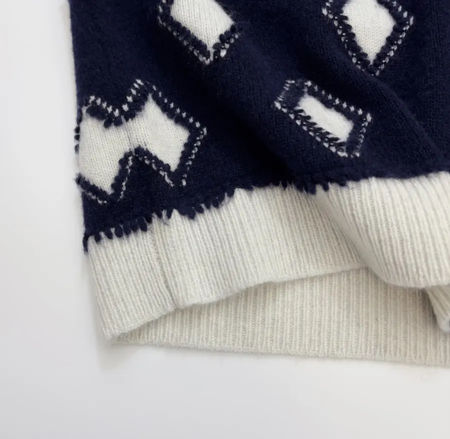 Plaid V-Neck Loose Knitted Sweater Jacket in Navy, product view 11