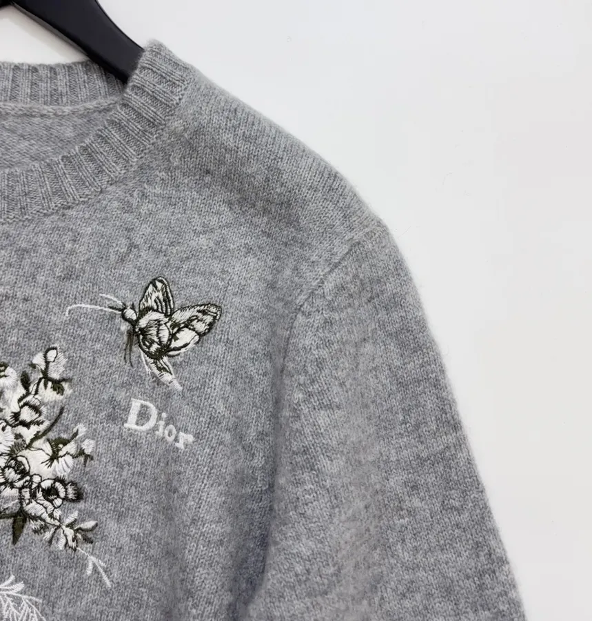 Embroidered Long-Sleeve Pullover Knit Shirt in Gray, product view 03