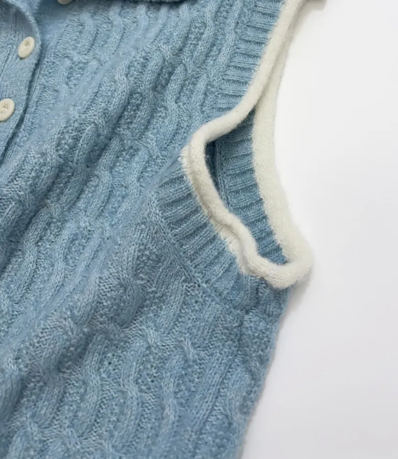 Niche Color-Block Cable-Knit Vest in Light Blue, product view 07