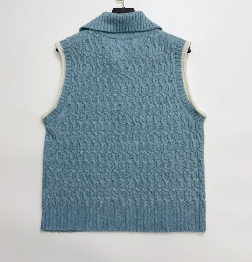 Niche Color-Block Cable-Knit Vest in Light Blue, product view 13
