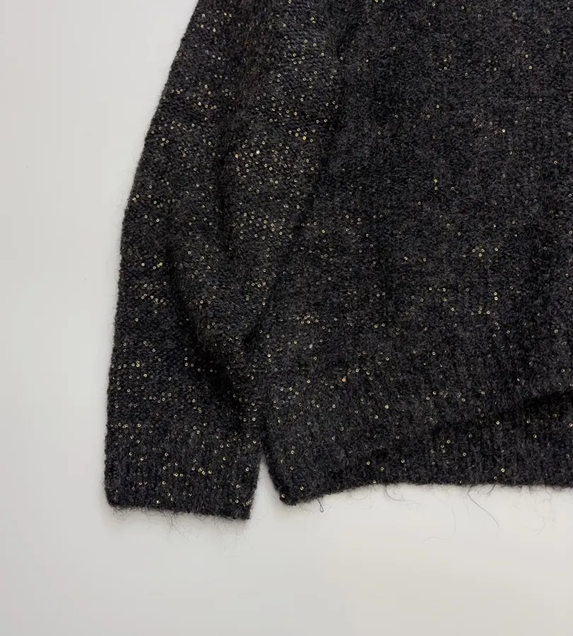 Loose V-Neck Wool-Mohair Knitted Top in Charcoal Mélange, product view 08