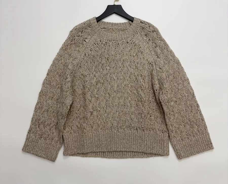 Wool-Cashmere Blend Knitted Top in Beige, product view 01