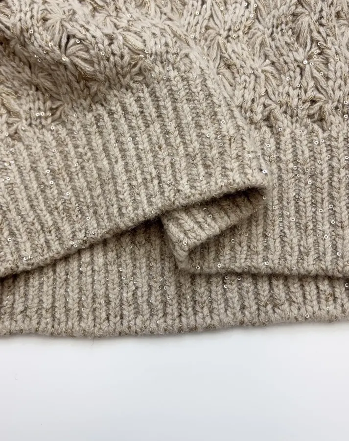 Wool-Cashmere Blend Knitted Top in Beige, product view 10