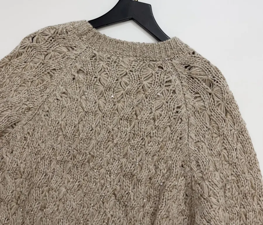 Wool-Cashmere Blend Knitted Top in Beige, product view 14