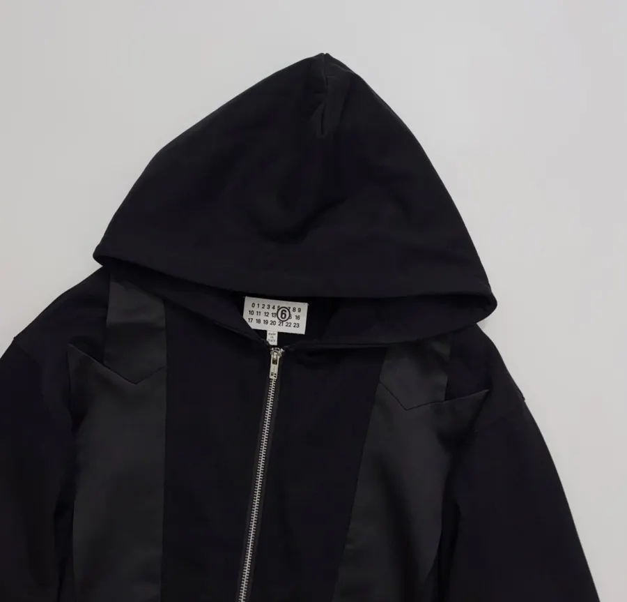 MM6 Maison Margiela 黑色拼接面料 连帽宽松拉链外套，黑色，商品图 3