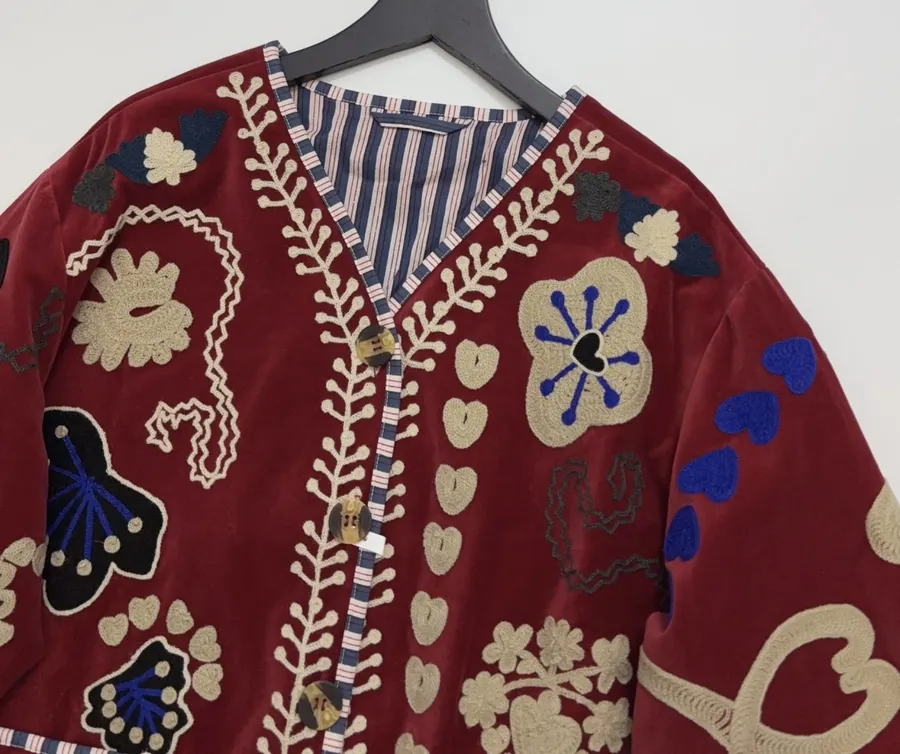 Velvet appliqué 3D-embroidered structured blazer with striped lining in As Shown, product view 02