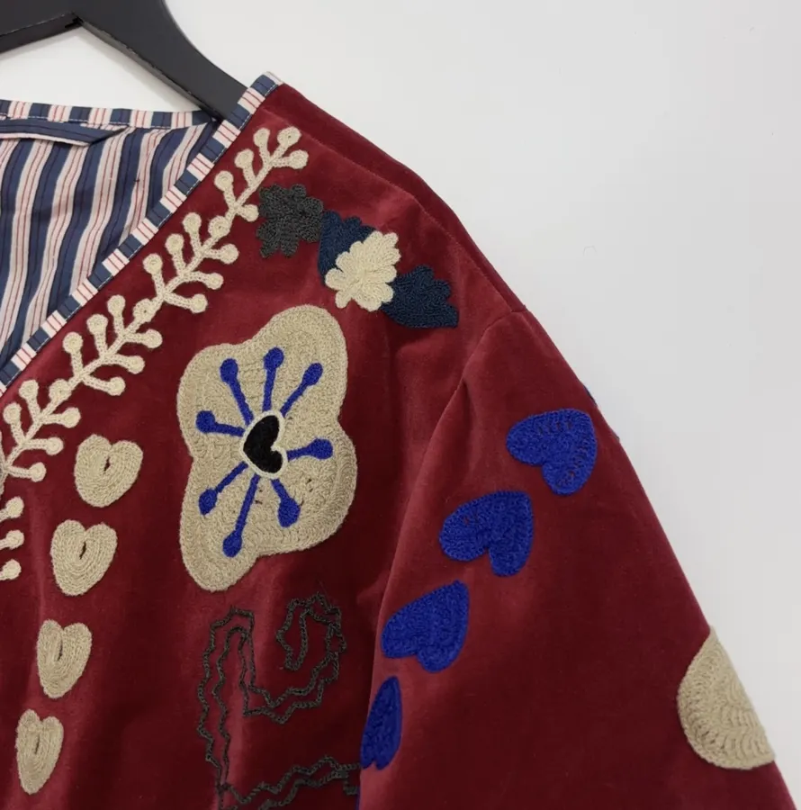 Velvet appliqué 3D-embroidered structured blazer with striped lining in As Shown, product view 03