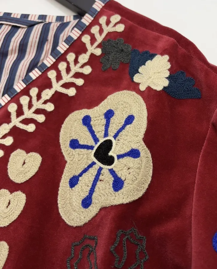 Velvet appliqué 3D-embroidered structured blazer with striped lining in As Shown, product view 04