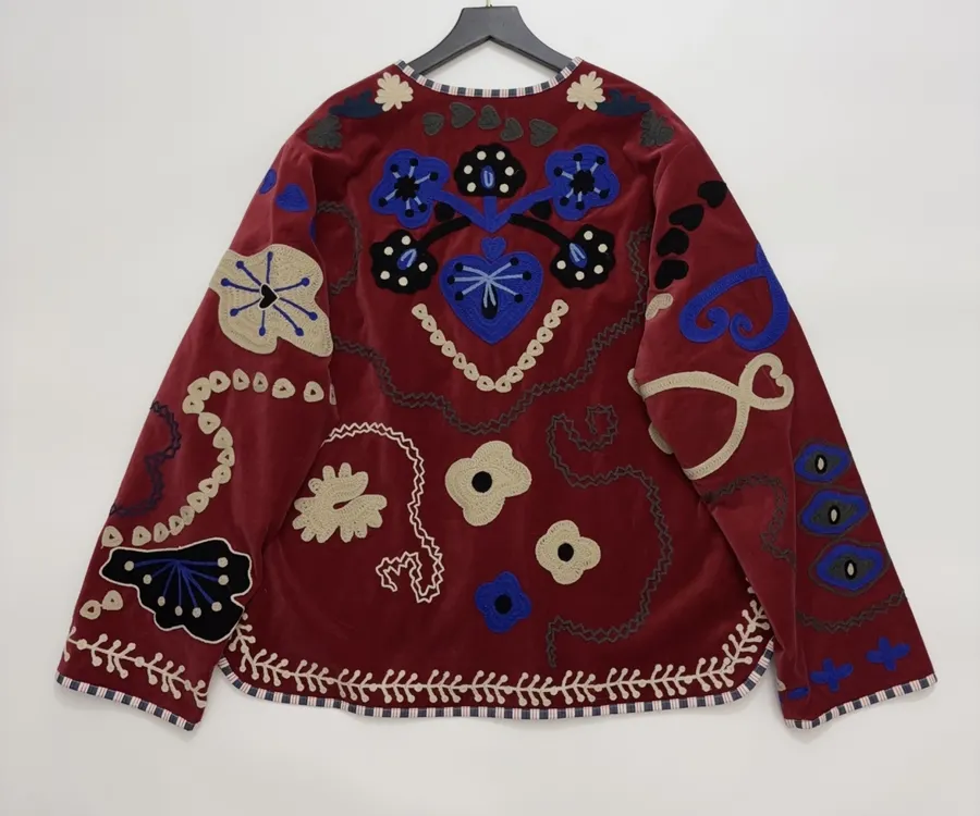 Velvet appliqué 3D-embroidered structured blazer with striped lining in As Shown, product view 18