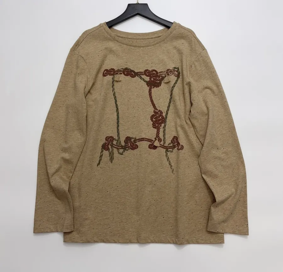 Niche Tencel-wool-cotton blend long-sleeve T-shirt with retro polka-dot texture and knotted print in As Shown, product view