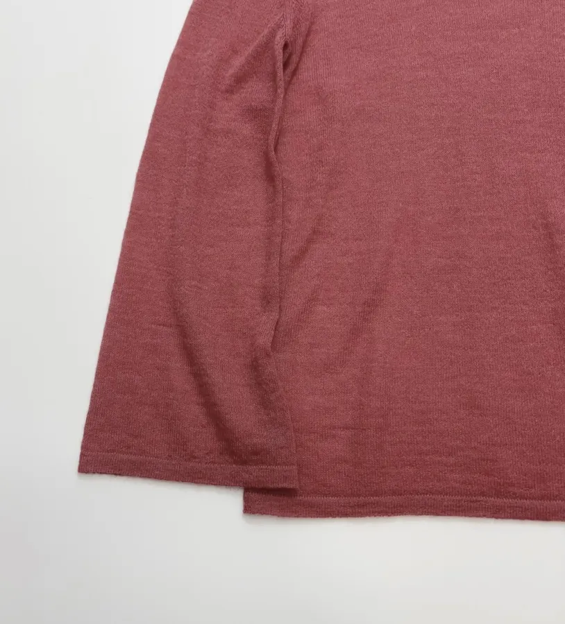 Round-neck long-sleeve T-shirt in As Shown, product view 09