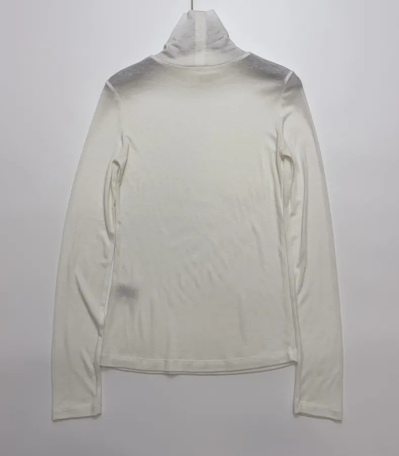 LE 17 SEPTEMBRE Solid-color fitted long-sleeve base layer T-shirt in As Shown, product view 11